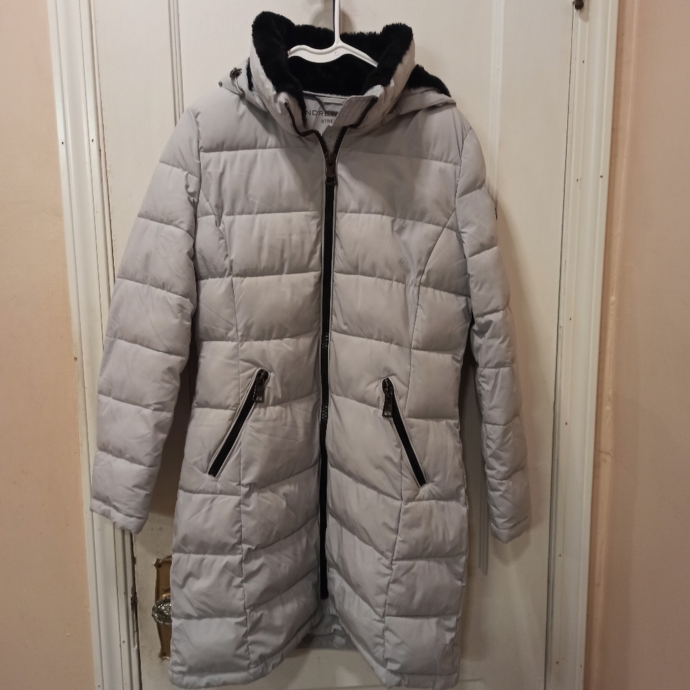ANDREW MARC Women's puffer Light Gray Parka Jacket Size Small Faux Fur Coat